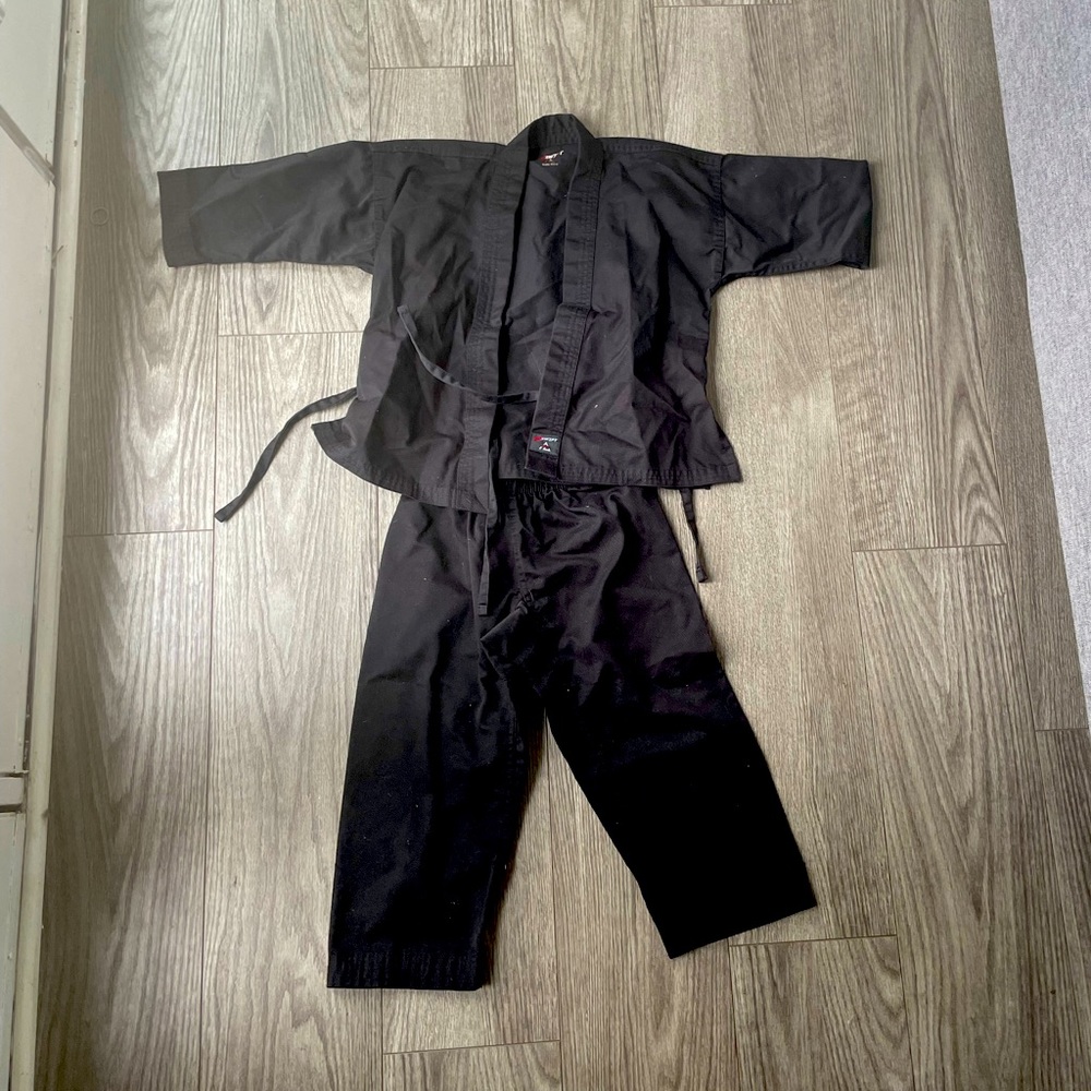Kids karate uniform